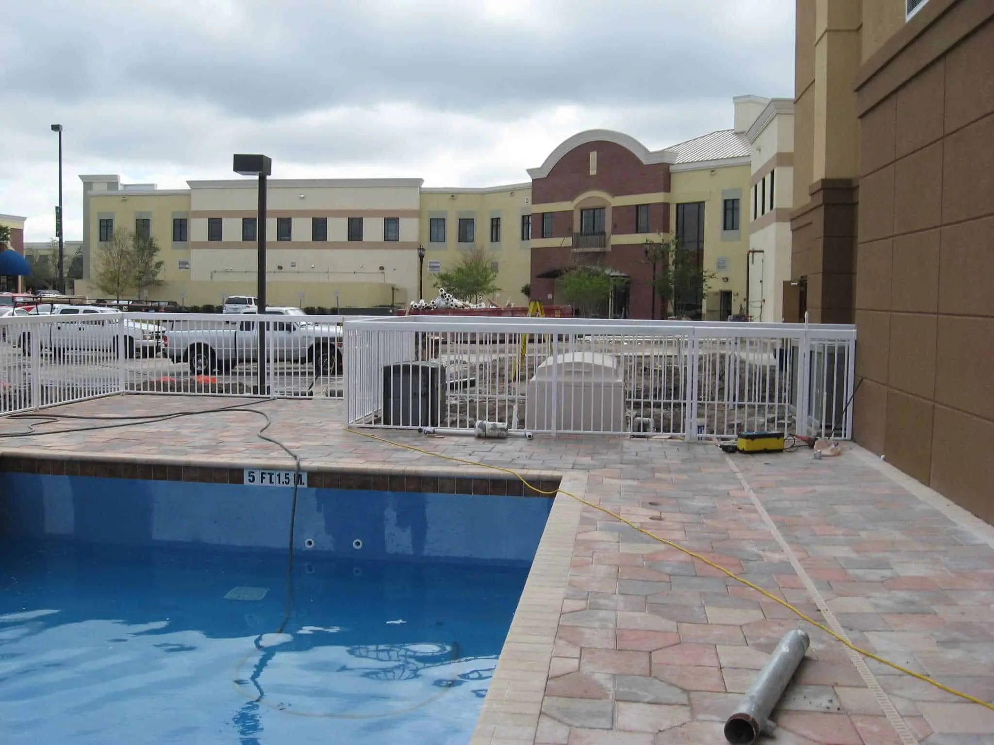 Installing a Pool Fence in Orlando - Pool Code