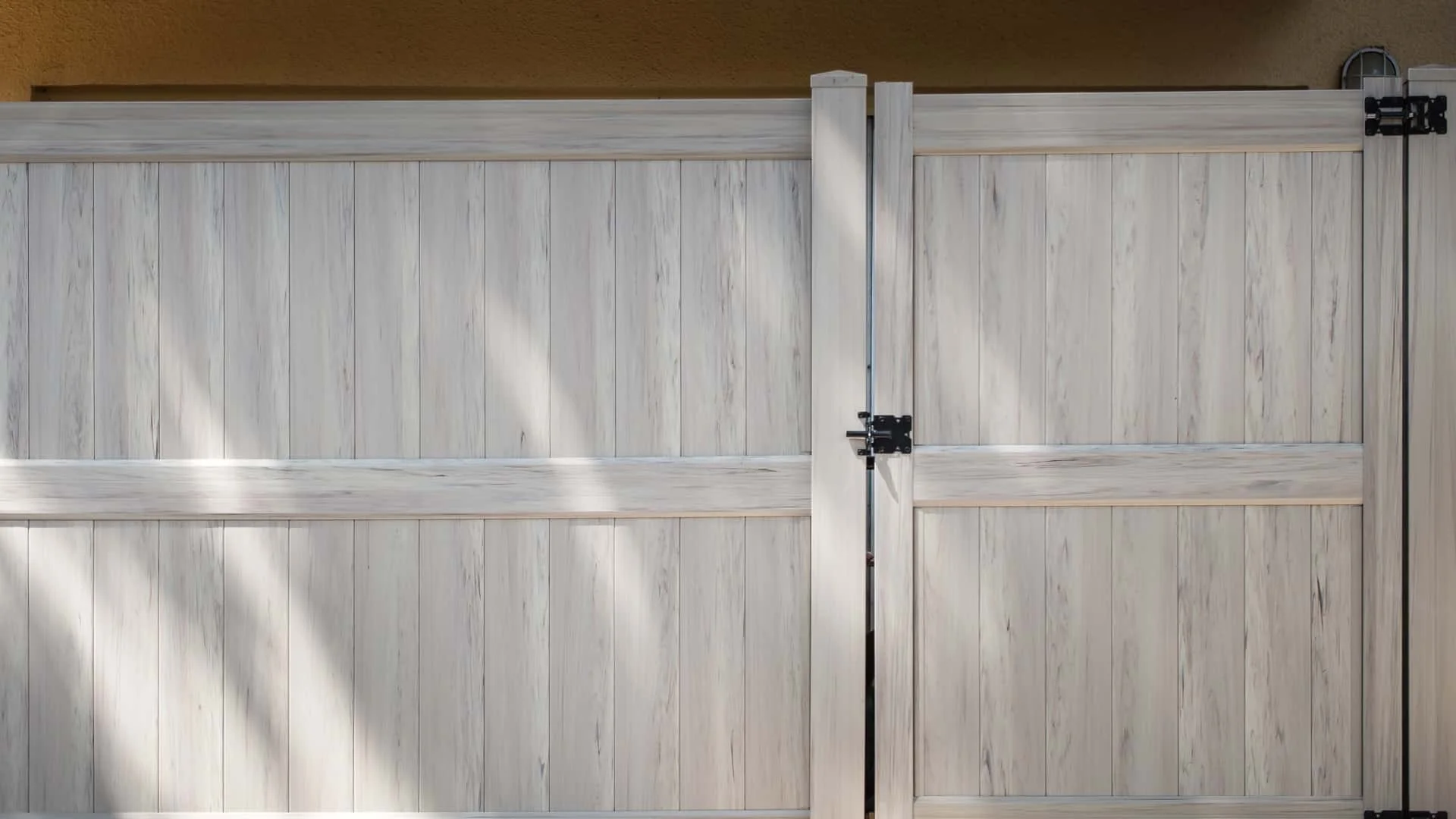 Which Lawrenceville Fence Company Has the Highest Satisfaction Rating?