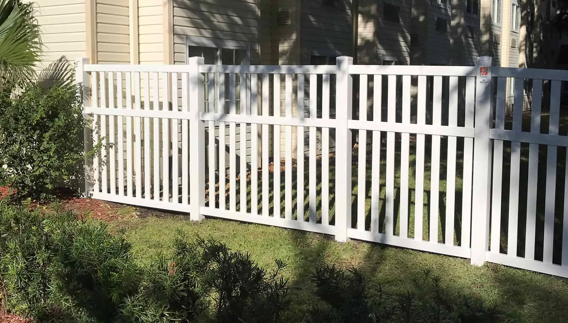 What Types of Fences Does a Gainesville Fence Company Sell?
