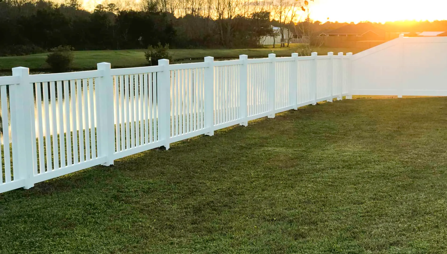 Tampa Fence Company white vinyl fence