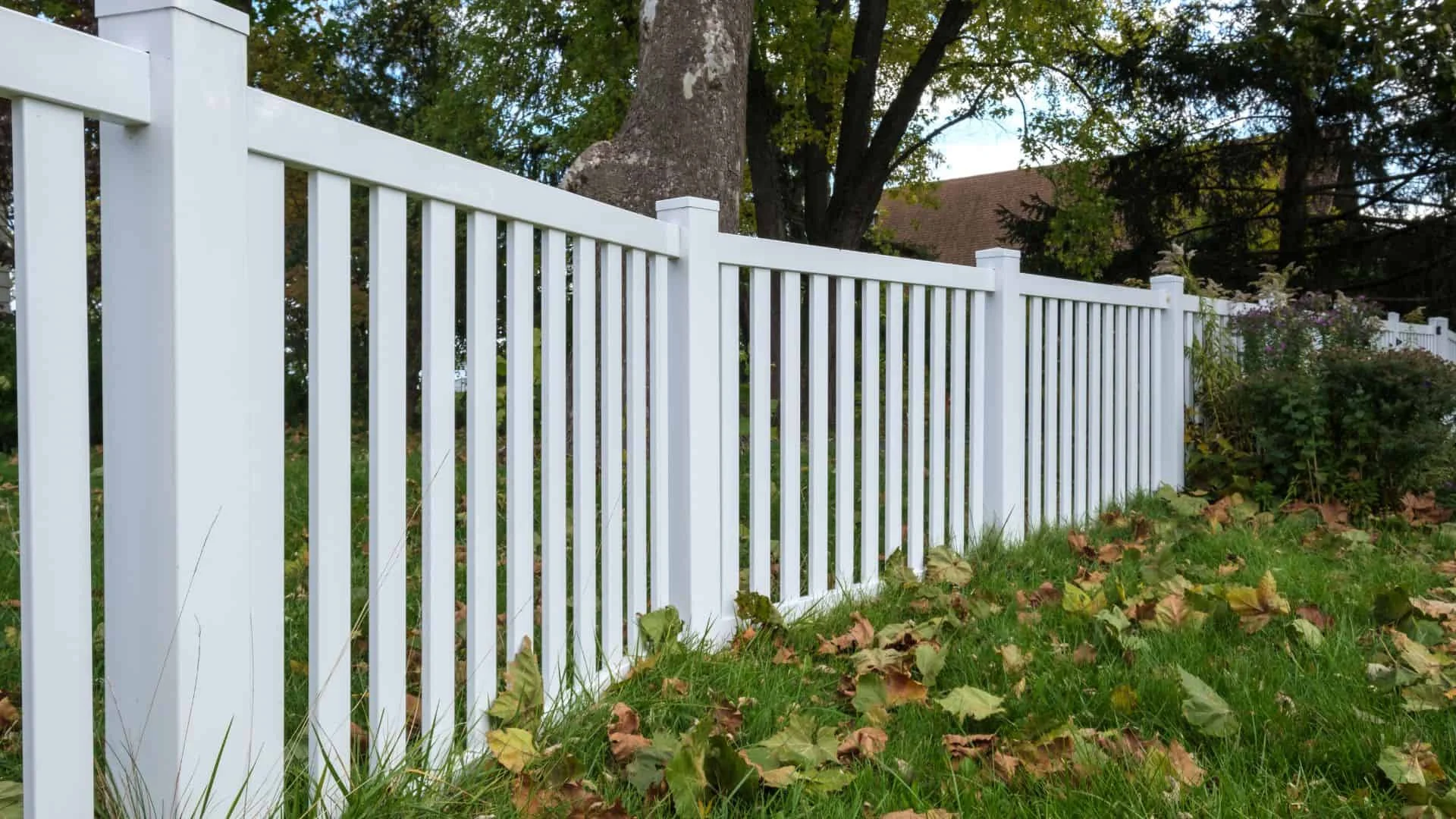 Superior Fence &#038; Rail of Rhode Island is Your Trusted Vinyl Fencing Company