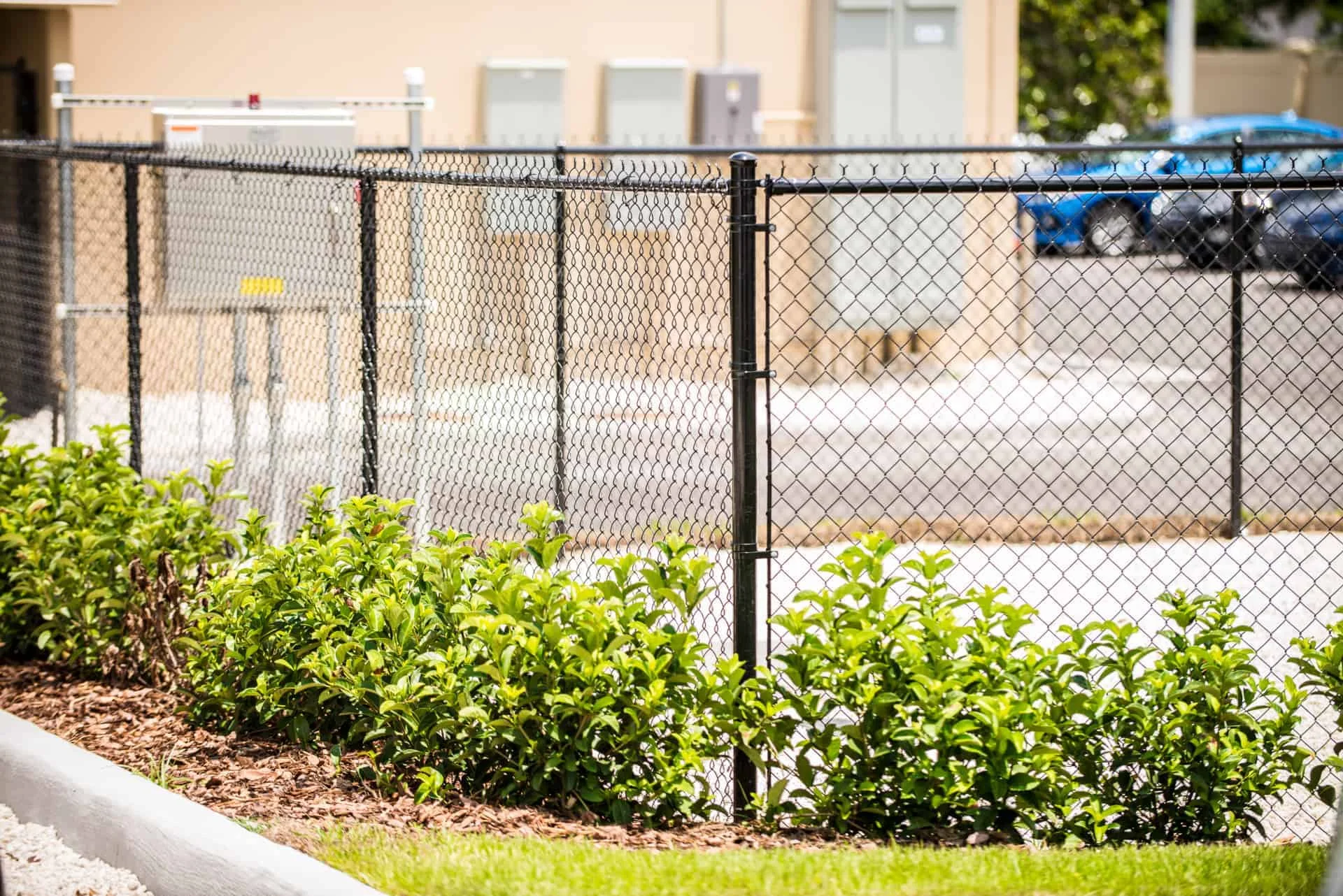Looking for the Best Commercial Fencing Contractors?