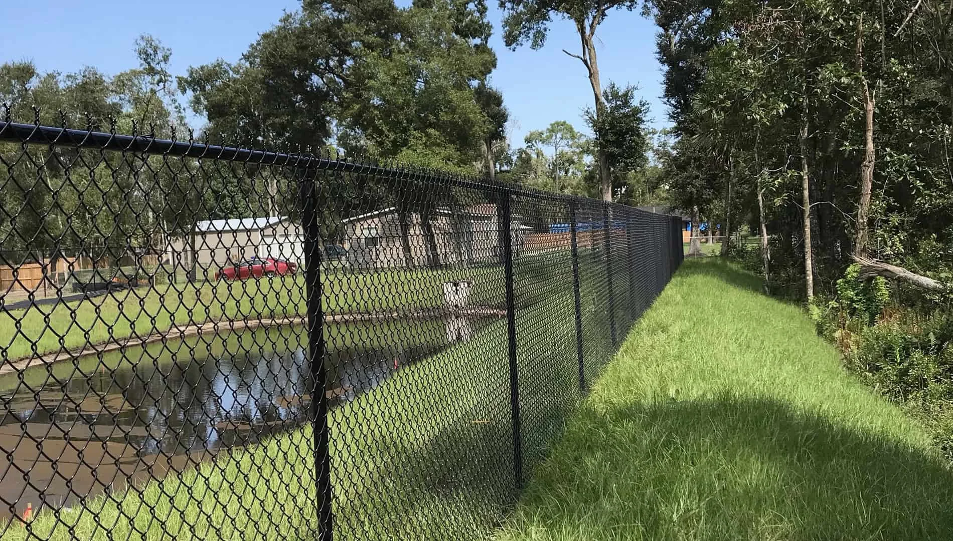 5 Questions to Ask Before Hiring a Chain Link Fence Installation Company
