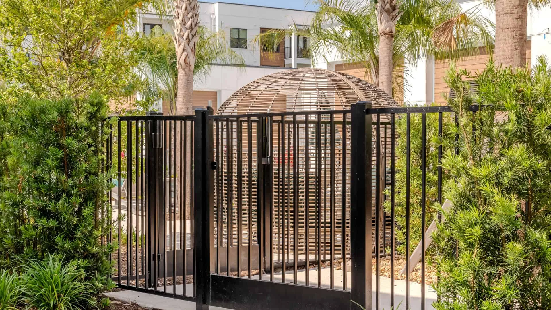 Who Provides the Best Fence Gates Near Me?