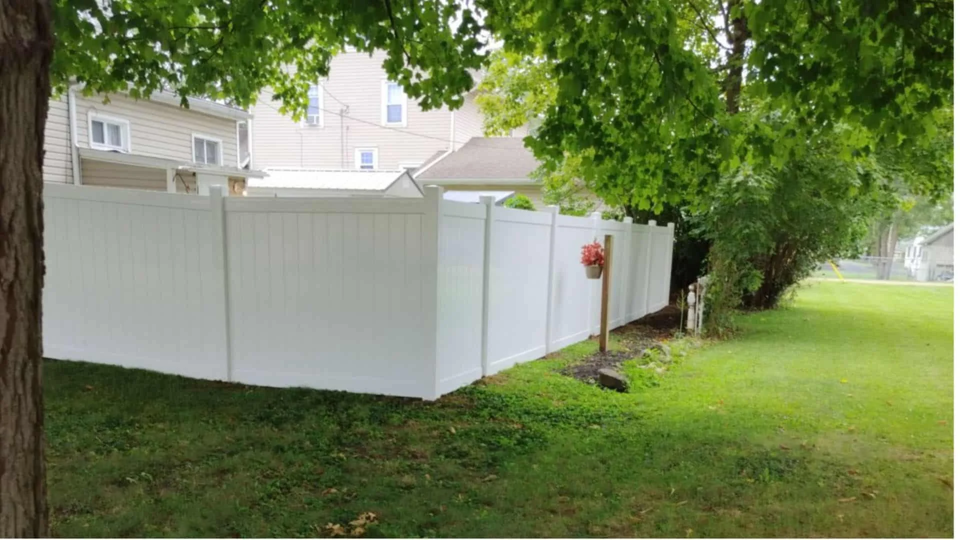 Superior Fence &#038; Rail Is The Cleveland Fence Company That Rocks!