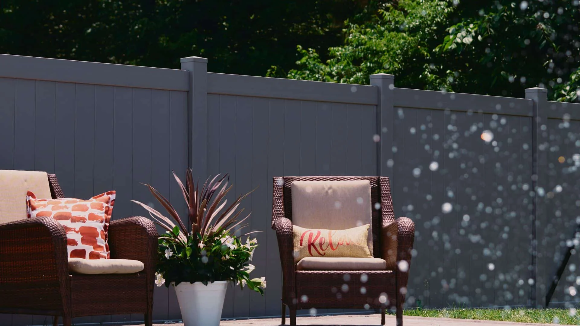 Choose the Top-Rated Burbank Fence Company for a Pool Fence This Spring
