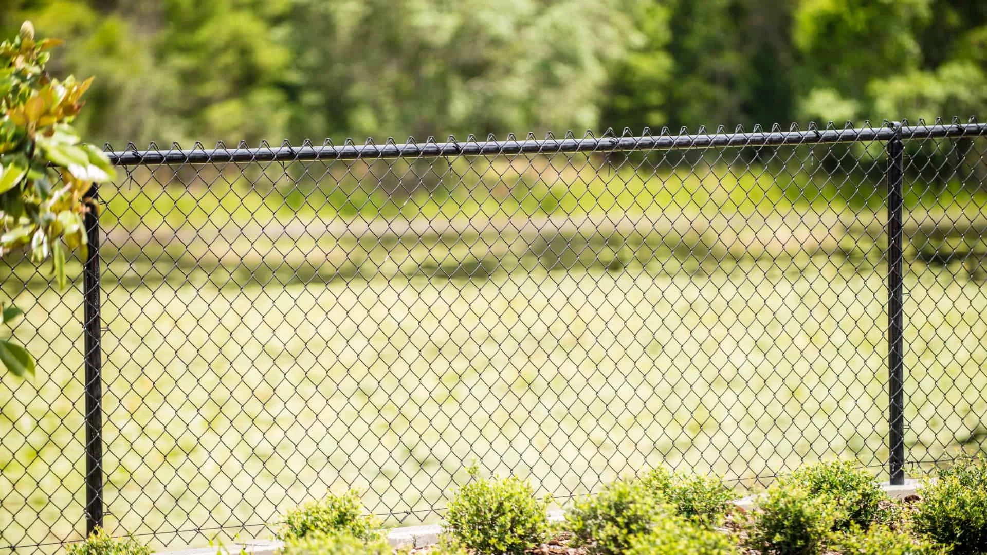 Installing A Chain Link Fence Is Easy With Superior Fence &#038; Rail