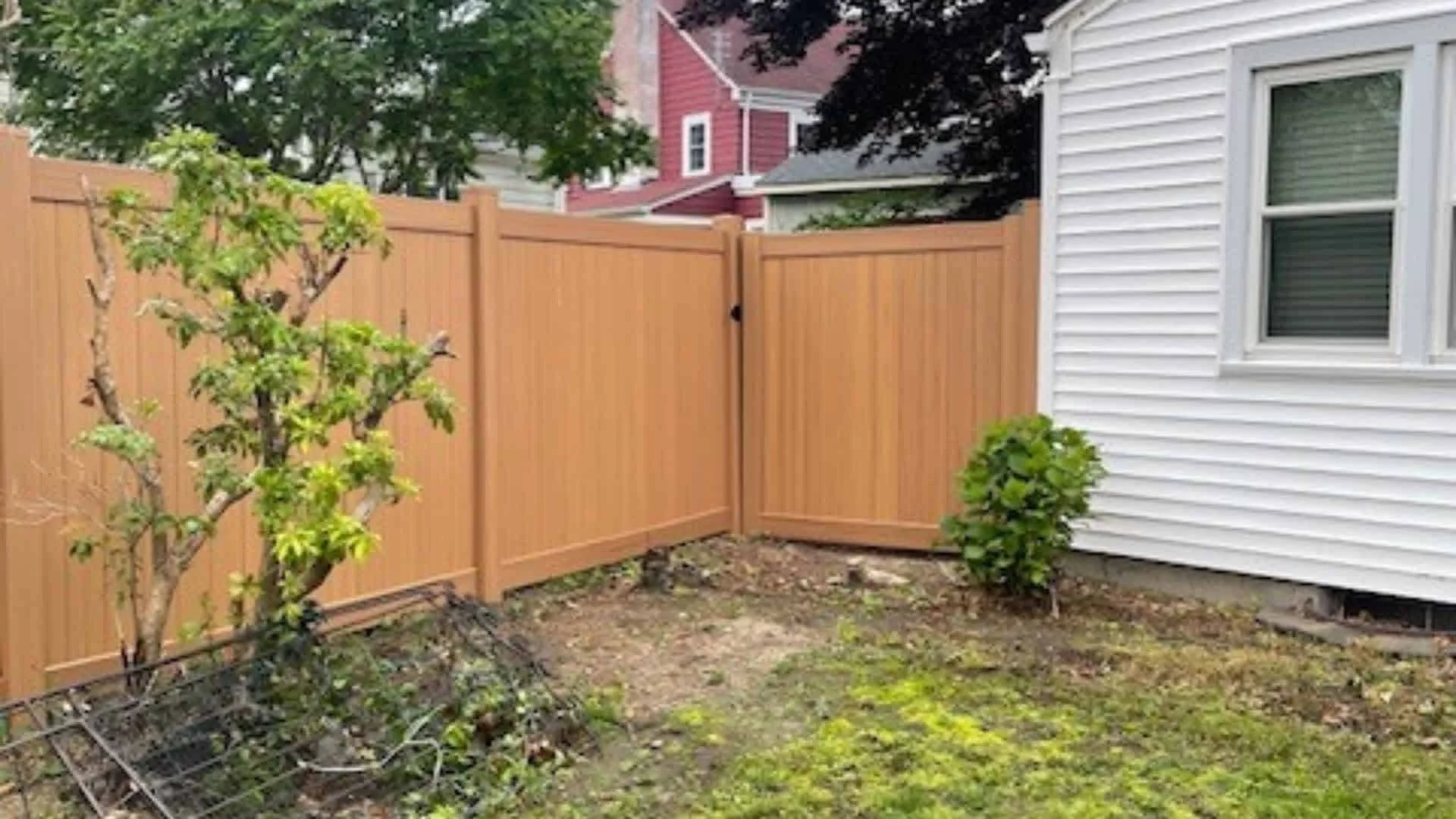 cranston fence company near me