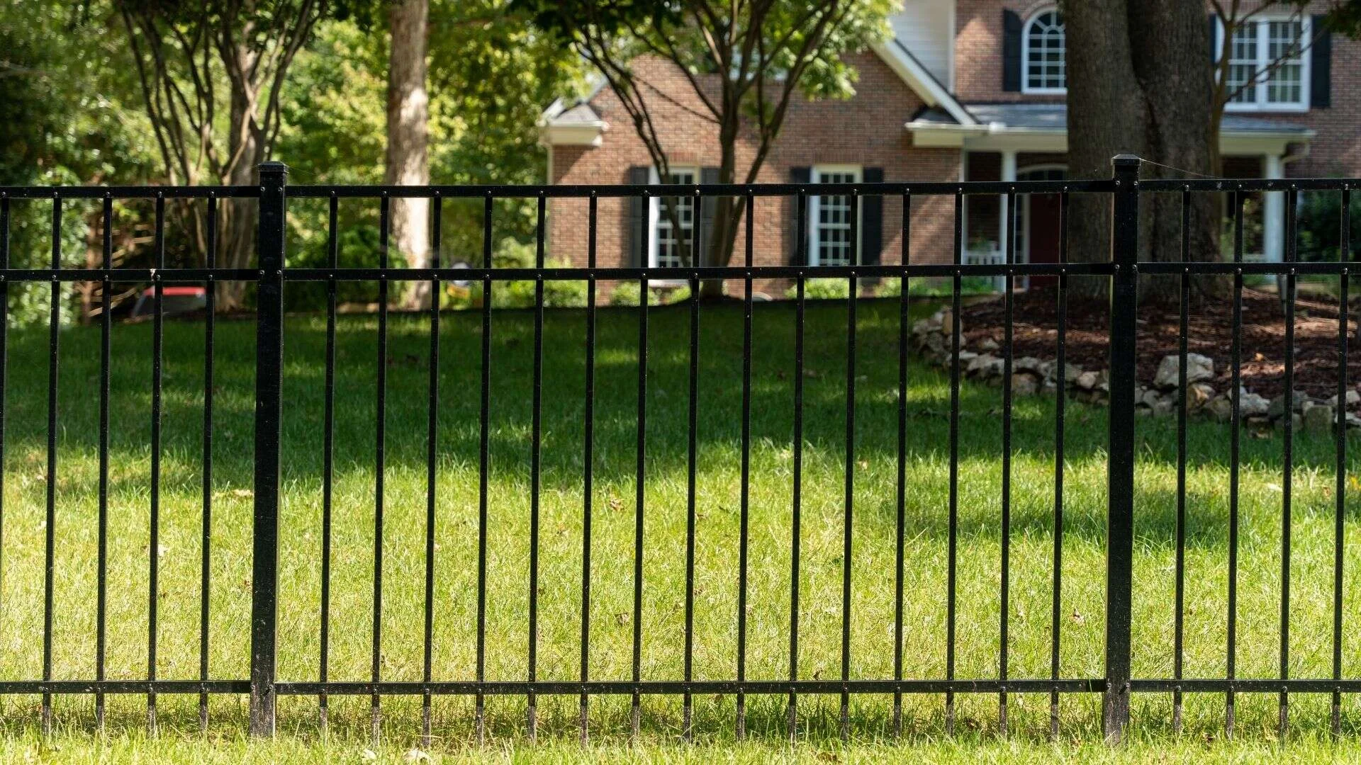 Iron Fence Contractors Near Me in Columbus, OH