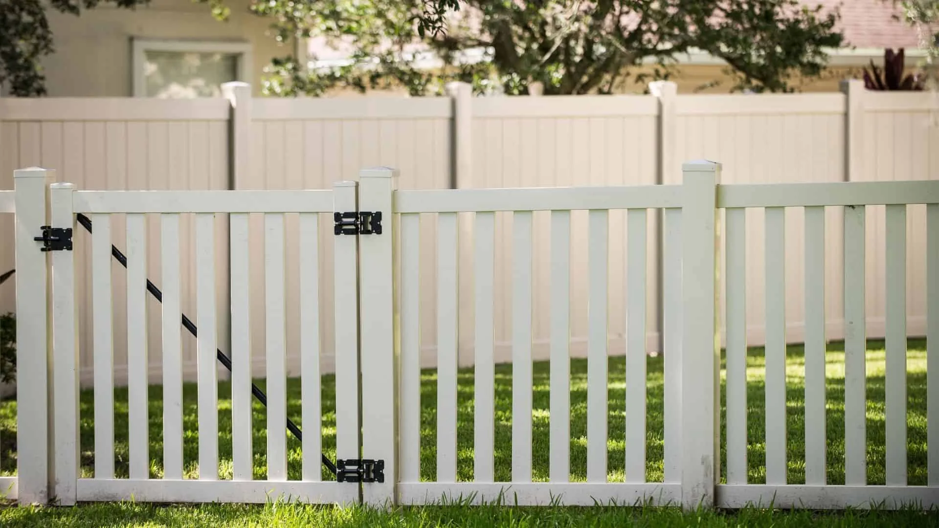 Trusted Vinyl Fence Installers Near Me: Salt Lake City’s Top Experts You Can Rely On