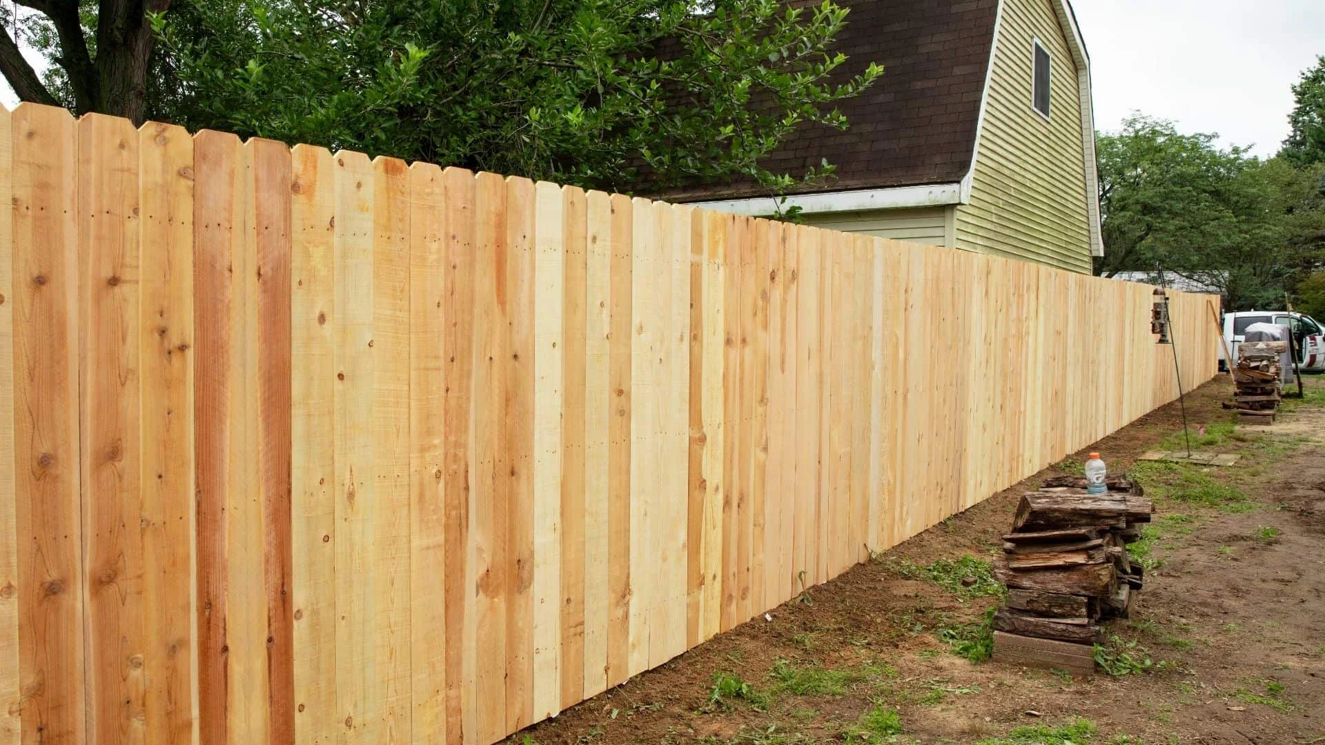 Affordable Fence Installations in Warwick RI: A Quick Guide to Savings