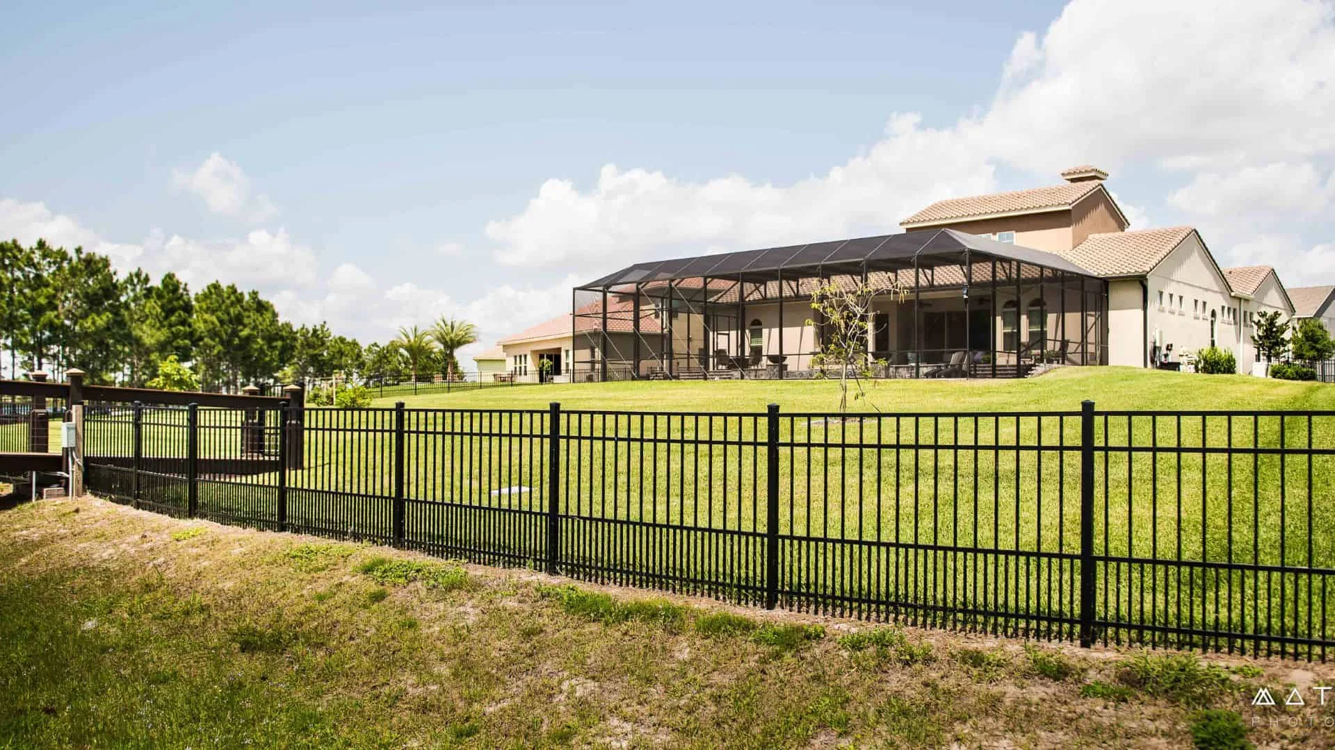 are you looking for an aluminum fence near me?