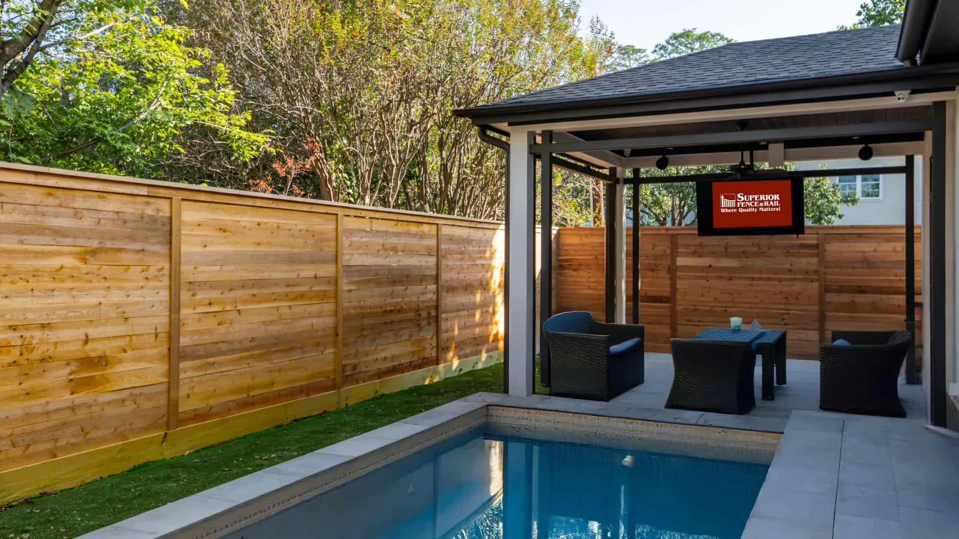 Privacy backyard fence builders