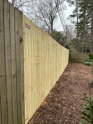 wood privacy fence Charlotte, NC 28211