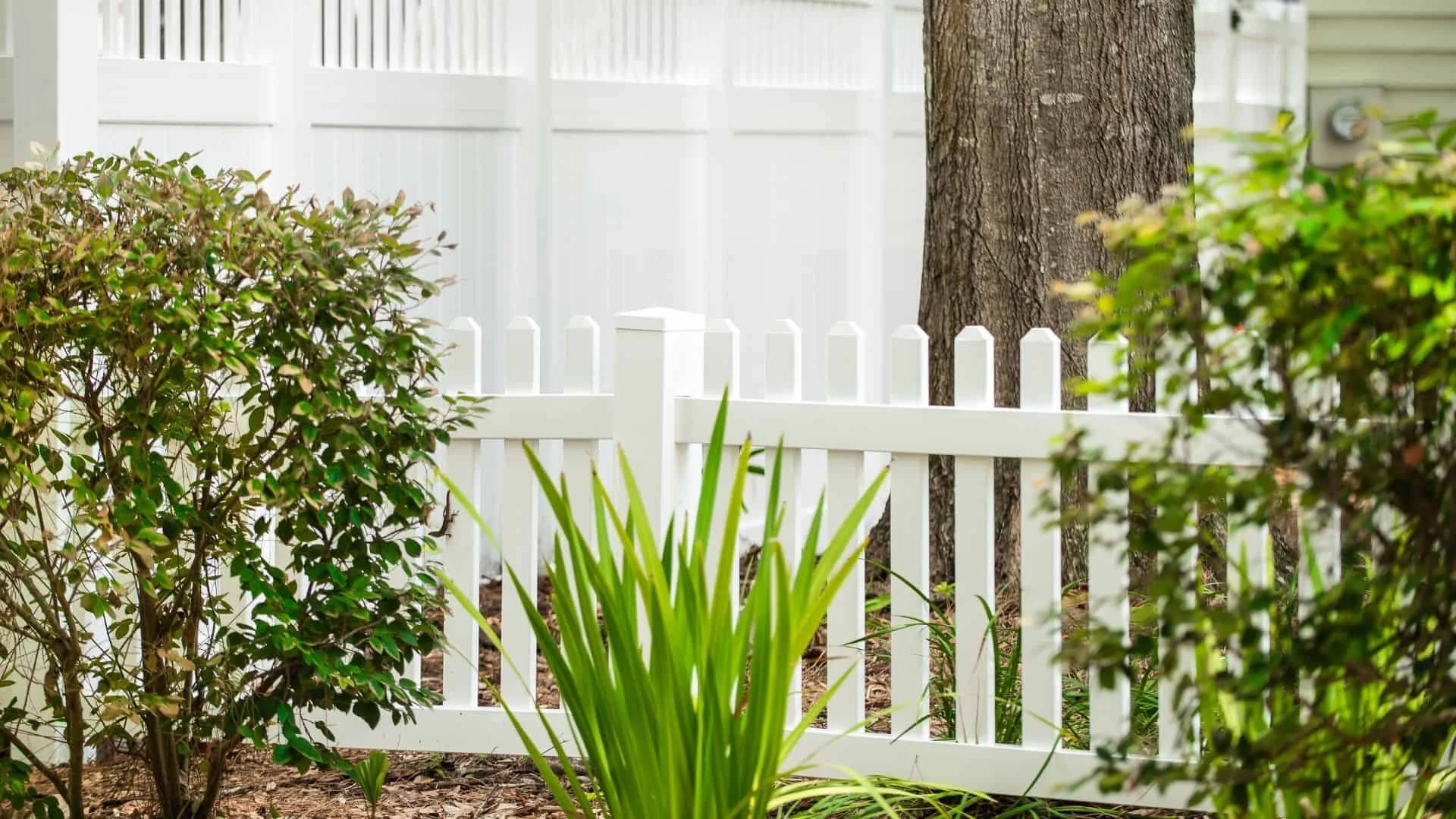 Top 5 Considerations When Choosing a Campbell Fence Company