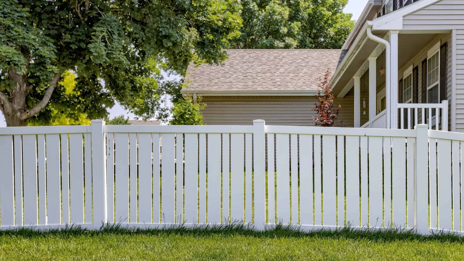 Greenville, SC’s Best Vinyl Fence: Stylish, Durable, and Affordable