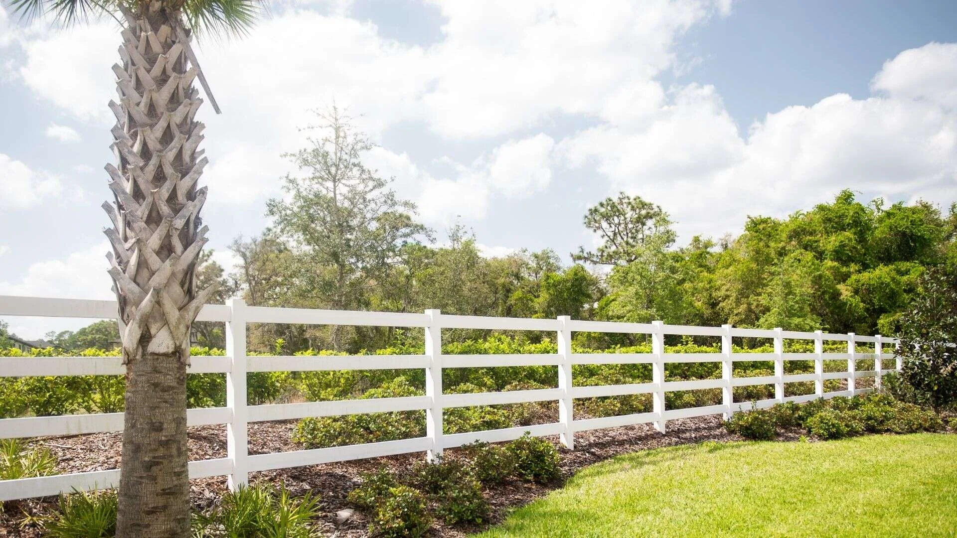 Choosing The Right Ocala Fence Company: Your Questions Answered