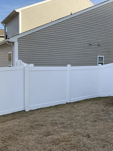 Vinyl Privacy Fence Arbordale Way Mt Holly, NC 28120 112425