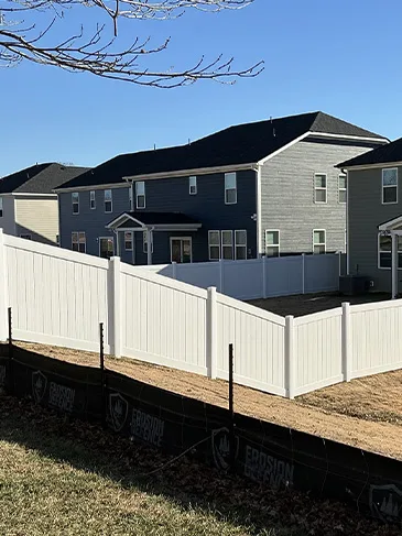 Vinyl Privacy Fence Knotty Wood Dr Monroe, NC 28110 121525