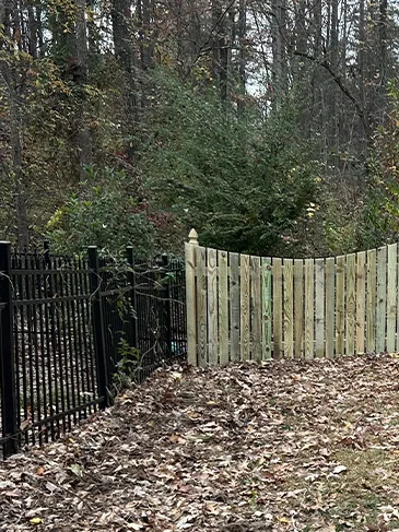 6'H Stockade 4'H Black 203 Colonial Hammock Ln Davidson, NC 28036 112025