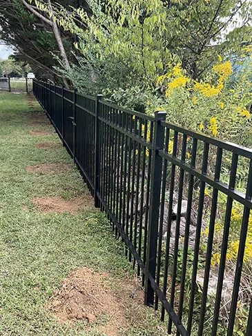 Residential Aluminum Fence Bovine Ln Harrisburg, NC 28075 093025