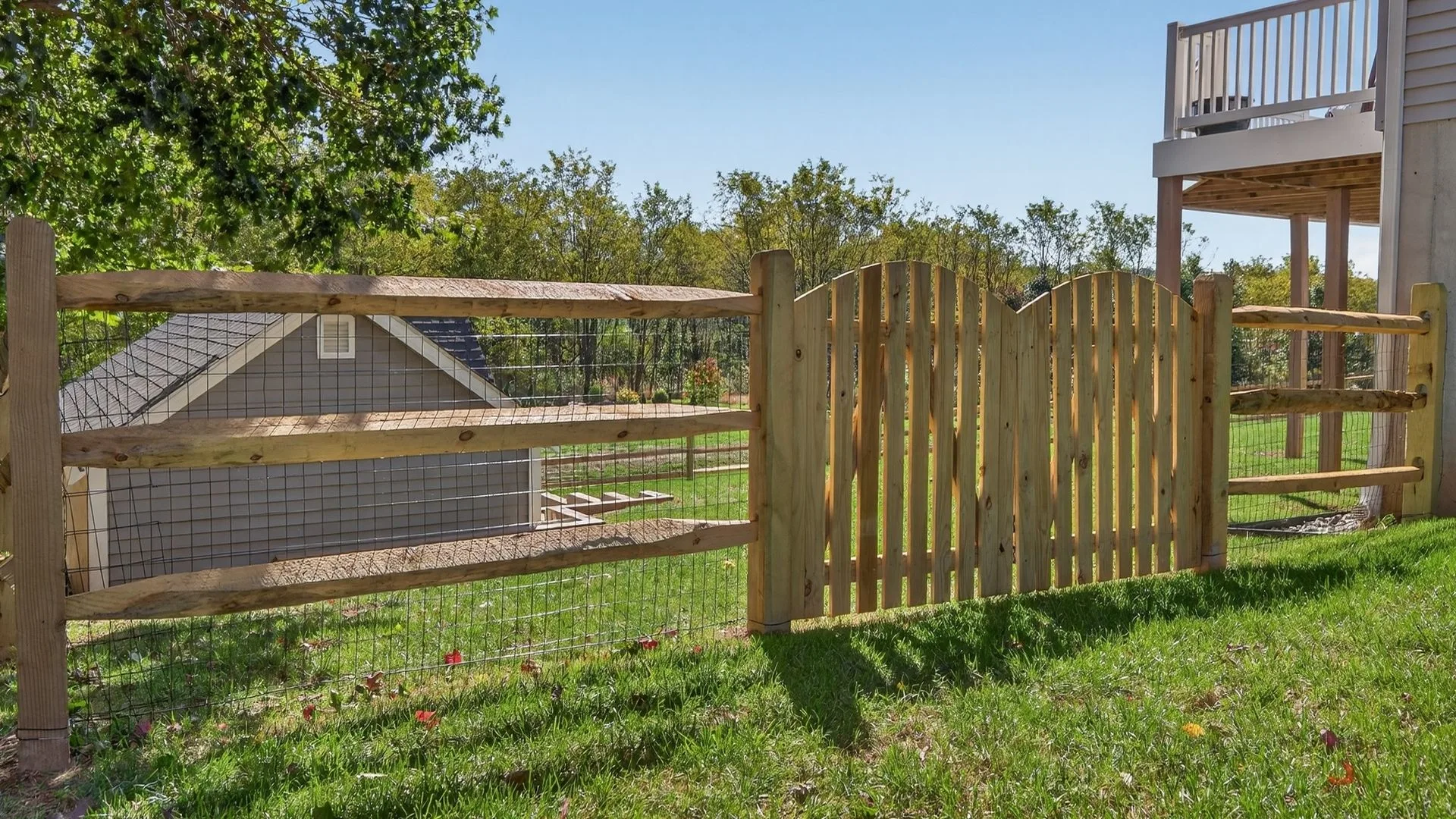 Edison fence builder