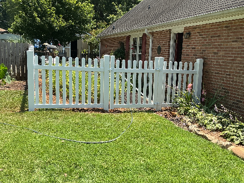 Vinyl Picket Fence