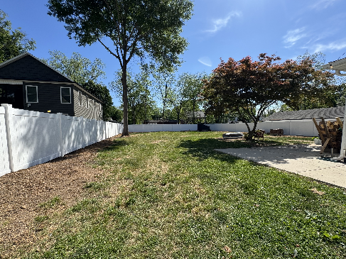 Vinyl Privacy Fence