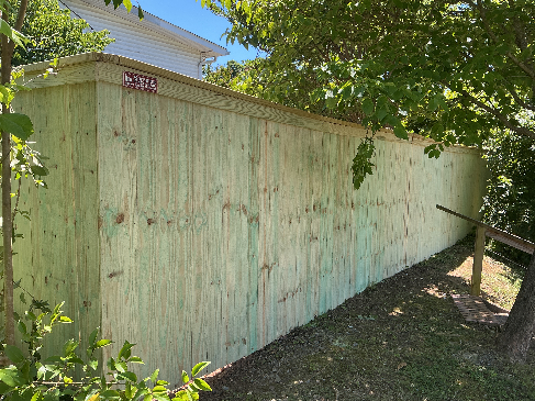 Wood Stockade Fence