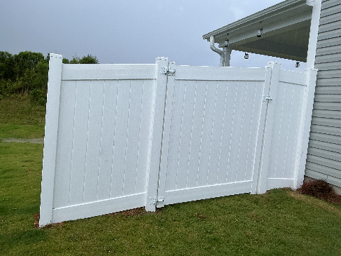 Vinyl Privacy Fence