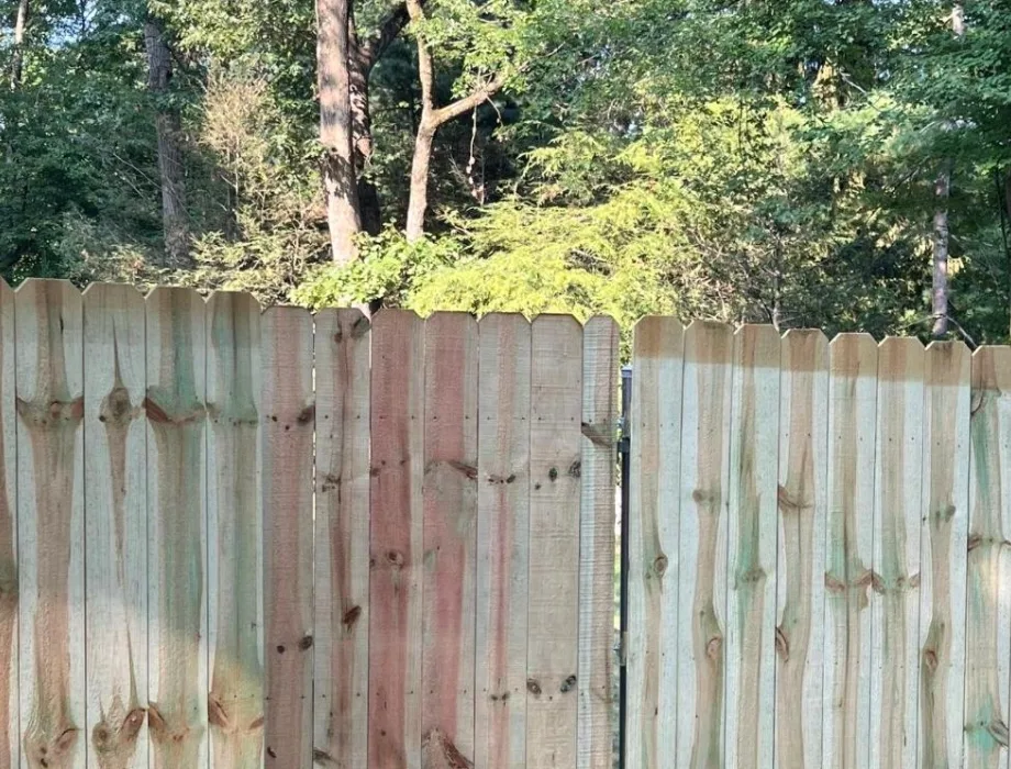 Wood Stockade Privacy Fence