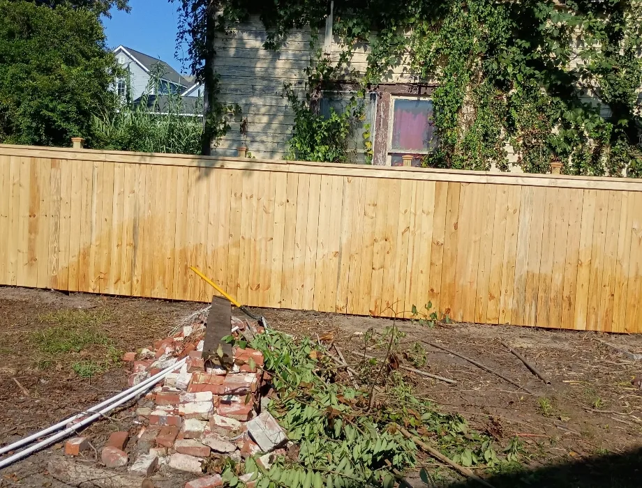 6'H Cap and Trim Stockade Wood Fence Installed in Charleston