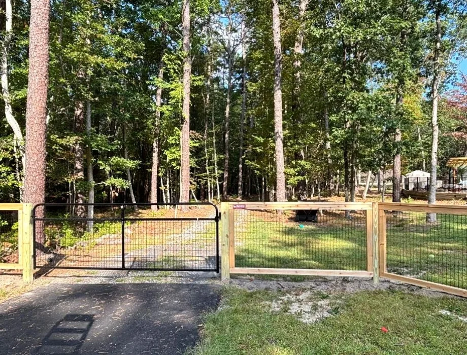 Cedar Hog Panel Fence with Gate