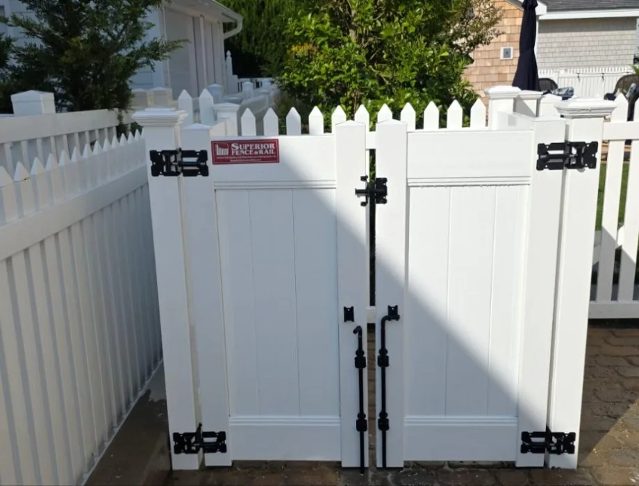White Vinyl Privacy Fence with Picket Accent & Double Gate