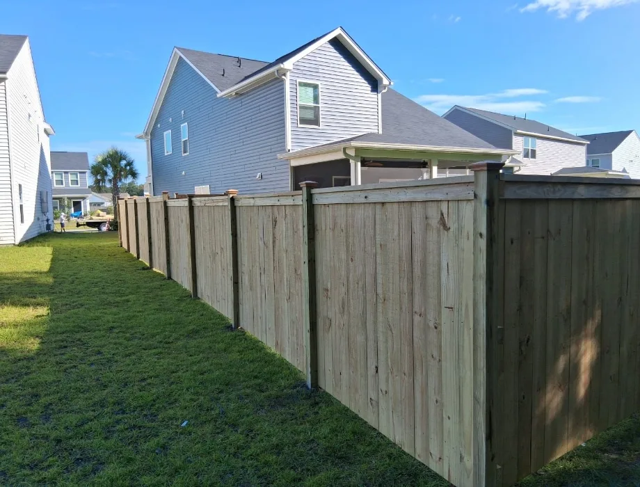 6'H Cap and Trim Stockade Natural Wood Fence