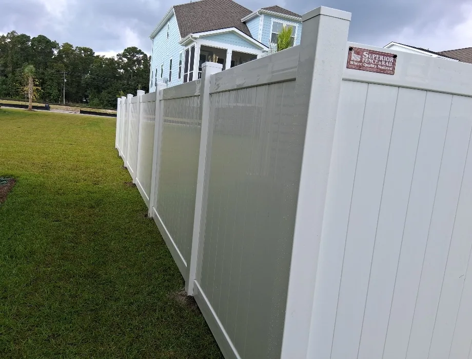 6'H White Hamilton White Vinyl Fence