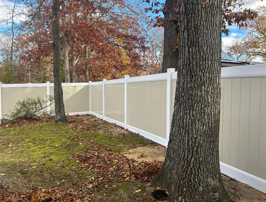 White/Tan Vinyl Fence
