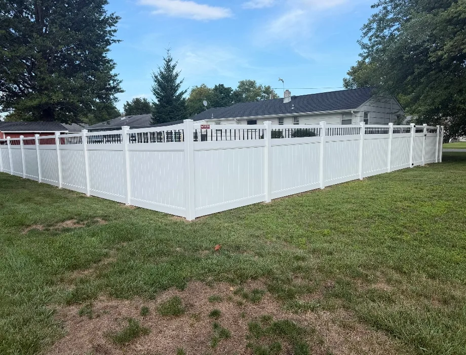 Vinyl Fence with Balusters