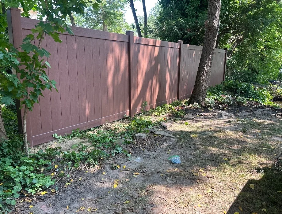 Brazilian Blend Vinyl Fence