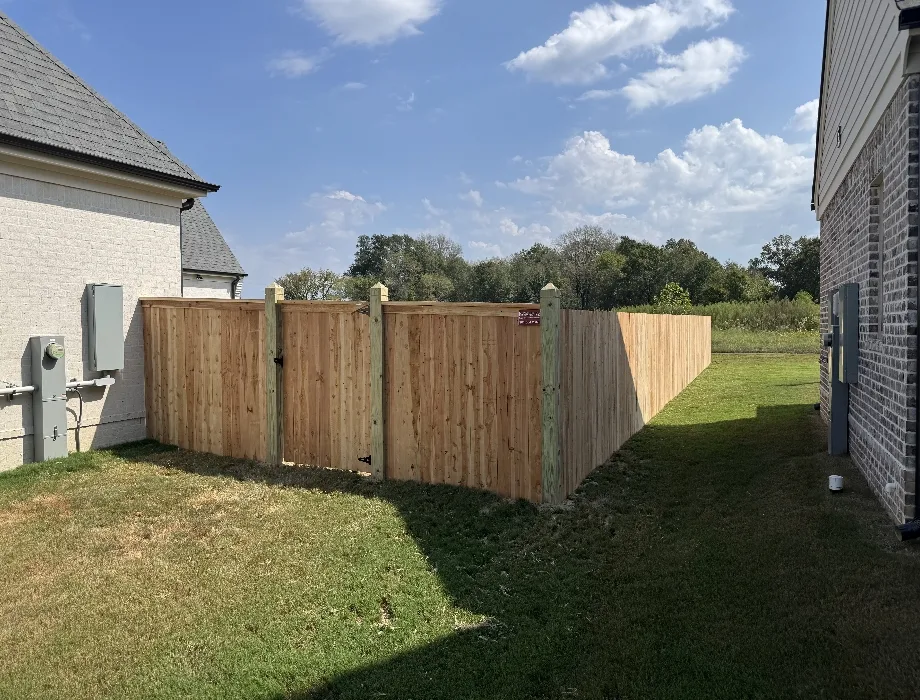 6'H Cedar Manhassett Cap & Trim Stockade (6x6) 6ft Cedar Cap and Trim w/6x6 decorative top post