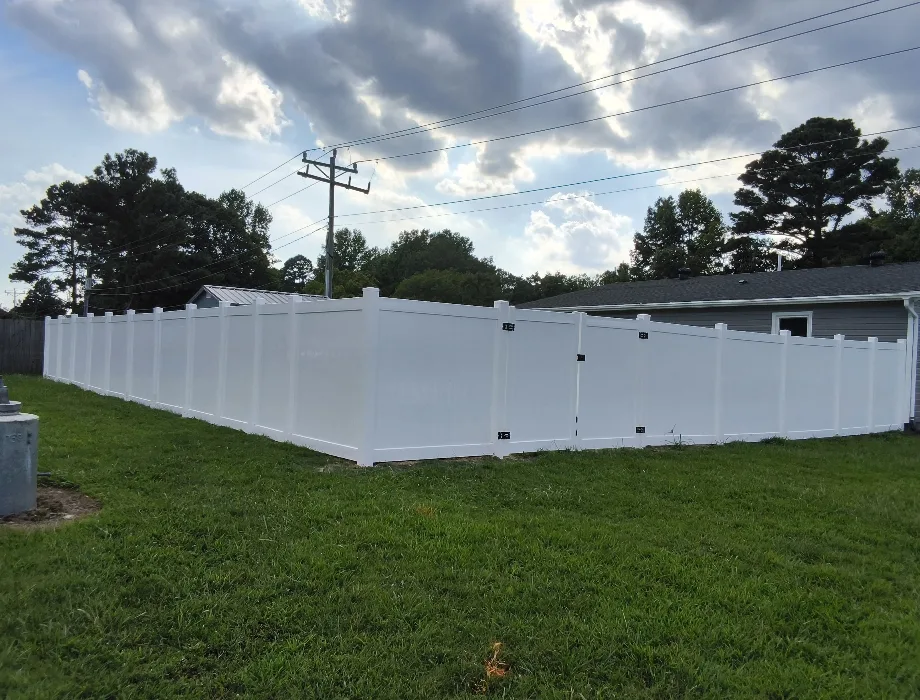 6'H White Hamilton 6ft White Vinyl Fence