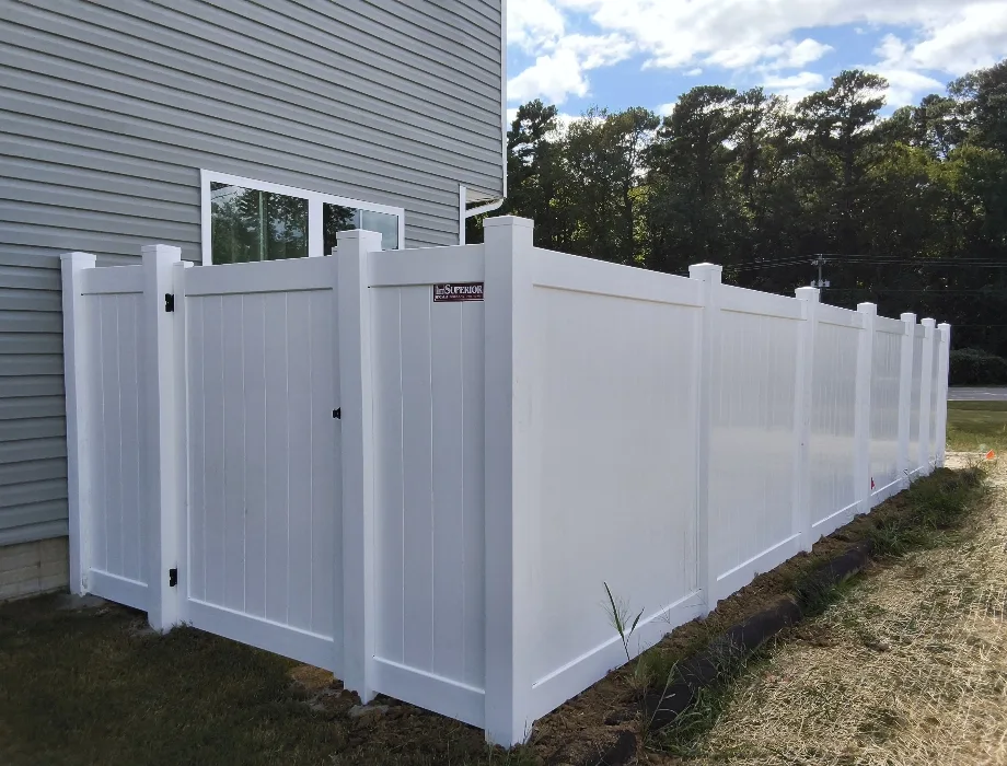 6'H White Hamilton 6ft White Vinyl Fence