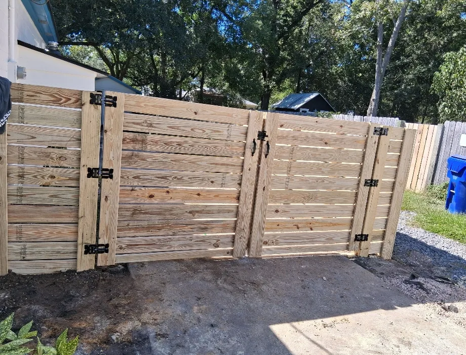 5'H Horizontal Natural Wood Fence