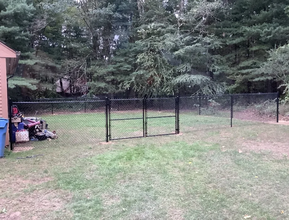 5'H Residential Black Vinyl Coated Chain-Link Black Chain Link Fence