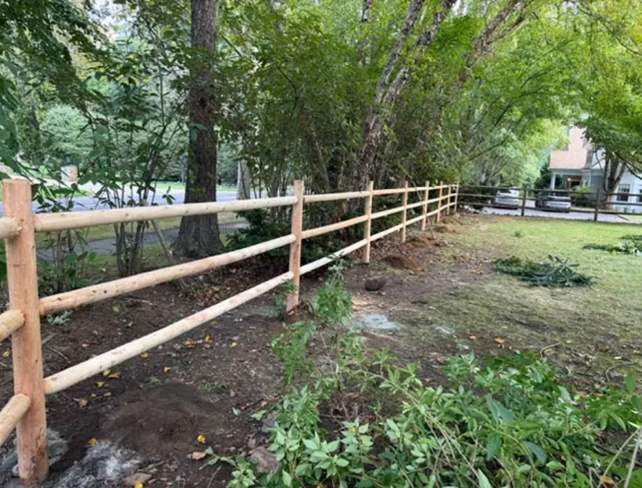 6'H Stockade Natural Wood Fence