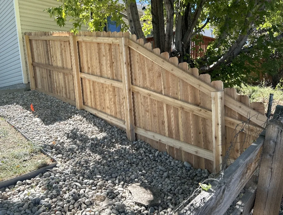 5'H Cedar Side by Side MW Cedar Privacy