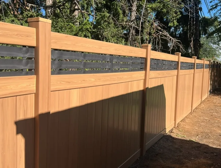 54"H Black 300 Sterling (R) Flush Bottom 6ft Cypress with black lattice