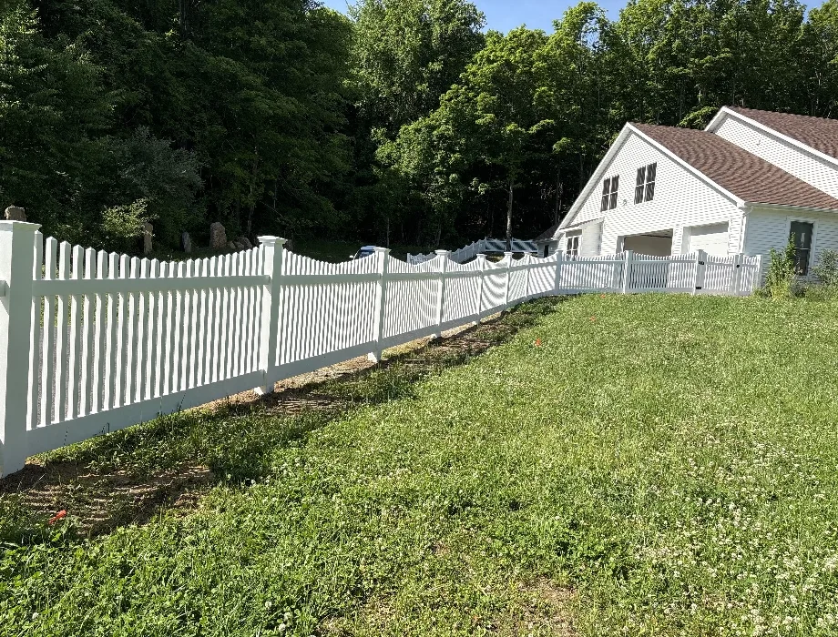 4'H White Classic Picket Scalloped White Vinyl Fence