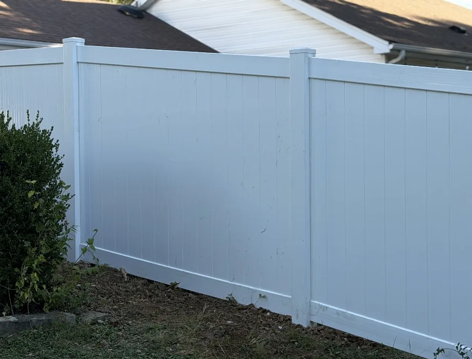 6'H White Hamilton White Vinyl Fence