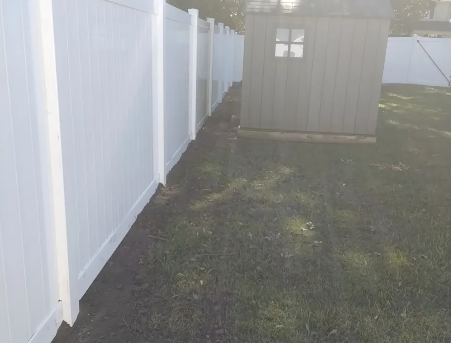 6'H White Hamilton 8' OC 6ft White Vinyl Fence